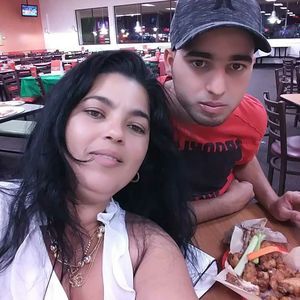 Meet your Posher, Eduardo